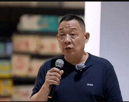 胖东来补偿被顾客掌掴员工3万元